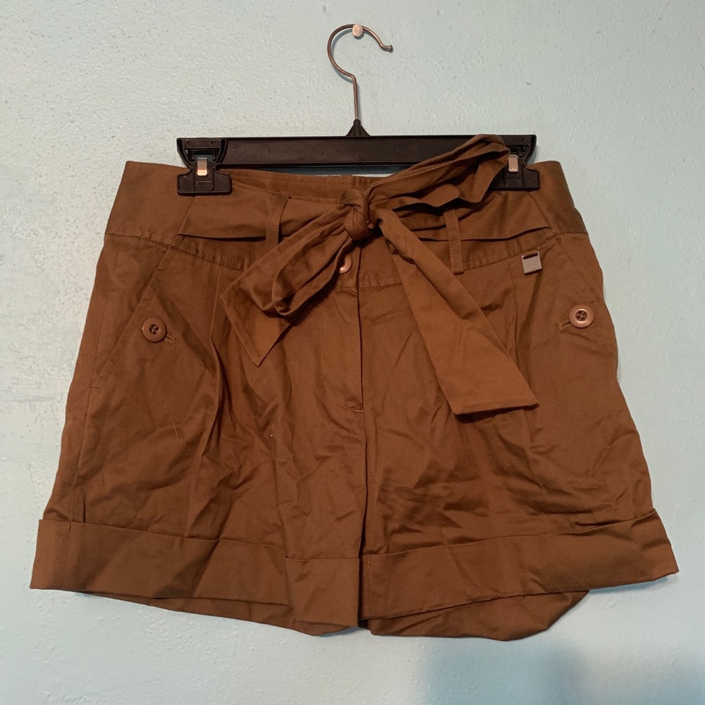 Vertigo shorts